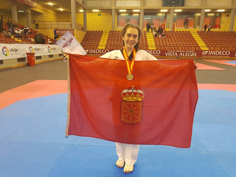 MEDALLA DE PLATA JUNIOR